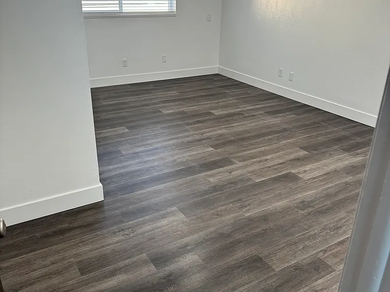 78 W 990 S — Photo 20