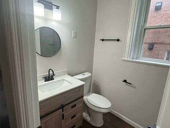 5th image of 912 Hamilton Blvd APT 2