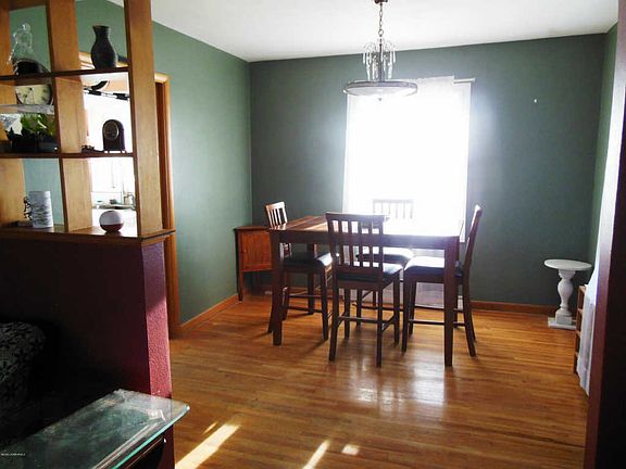 5th image of 1016 Winston Dr