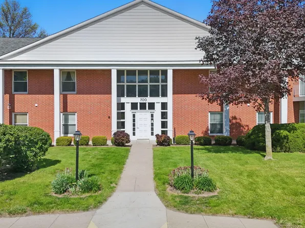 700 S Dakota Ave Unit 101, Ames, IA 50014