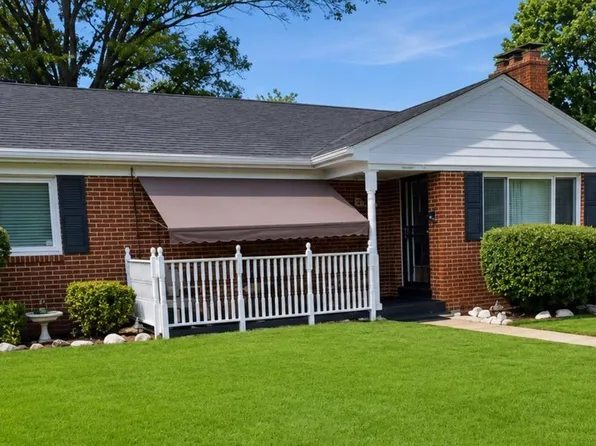 5707 Center Dr, Temple Hills, MD 20748