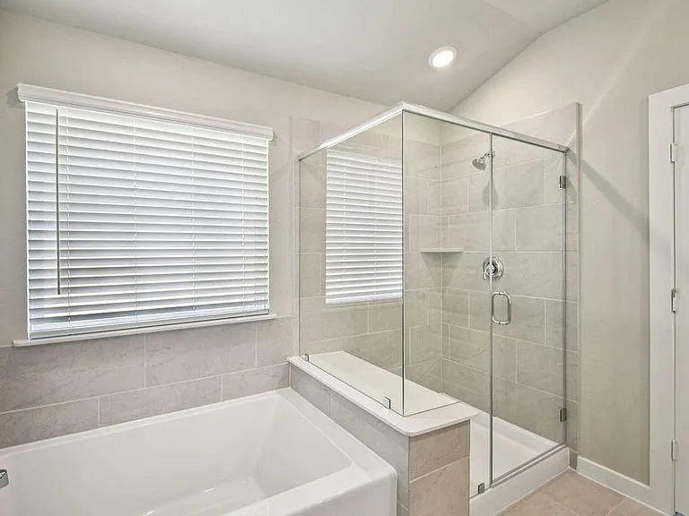 2131 Rawls Ranch Ct — Photo 37