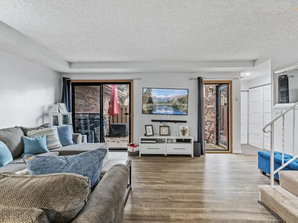 3625 Gettysburg Ave S APT 32, Saint Louis Park, MN 55426