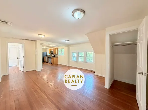252 Goffe Ter, New Haven, CT