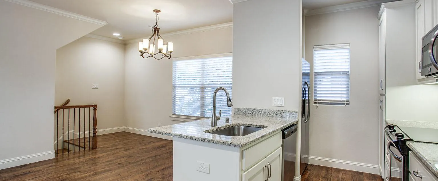 2 bed, 2.5 bath, 1579 sqft, $3,495 — Photo 1
