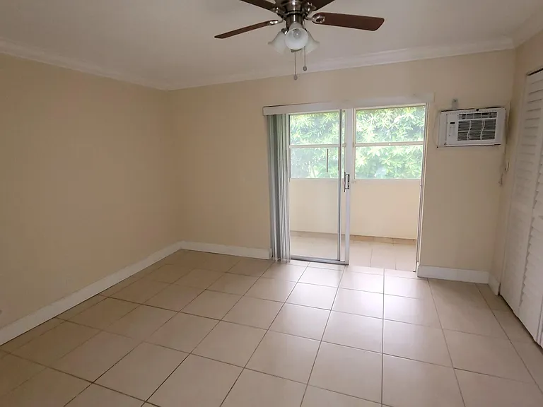 375 Camden Dr #P — Photo 7