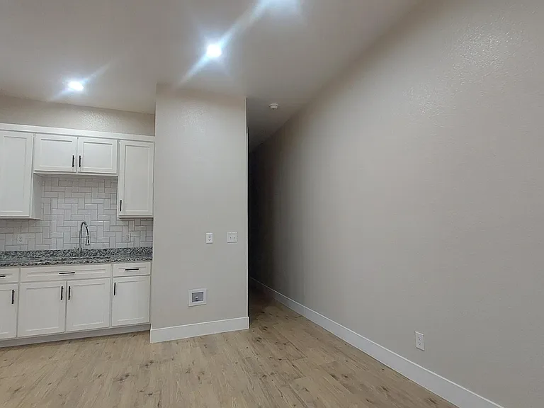 2414 San Diego Ave E #EL — Photo 17