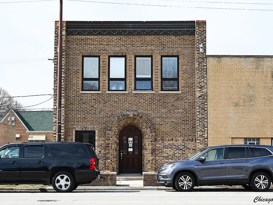 1st image of 5910 N Milwaukee Ave #2