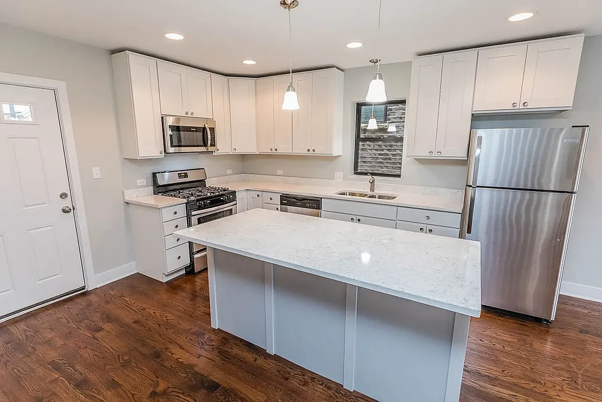 Building Photo - 1839 S Loomis St #1R