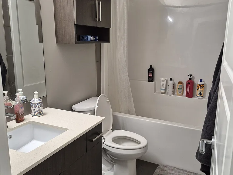 925 Leon Ave #427 — Photo 10