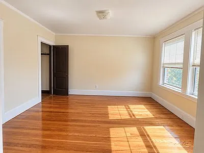 162 Summer St — Photo 3
