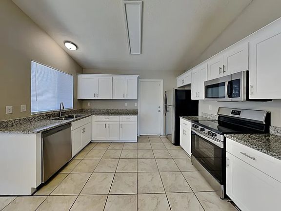 4th image of 8201 W Country Gables Dr