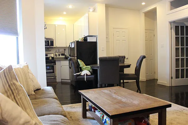 Rented by Charles Coutinho LLC | media 55