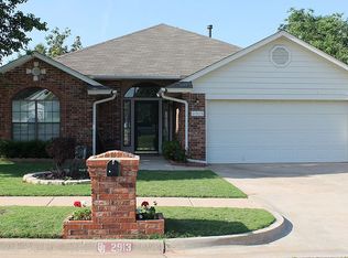 2913 Rockingham Dr, Norman, OK 73071