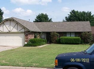 11700 SW 4th St, Yukon, OK 73099