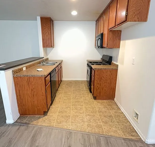 209 E. Grace St — Photo 24