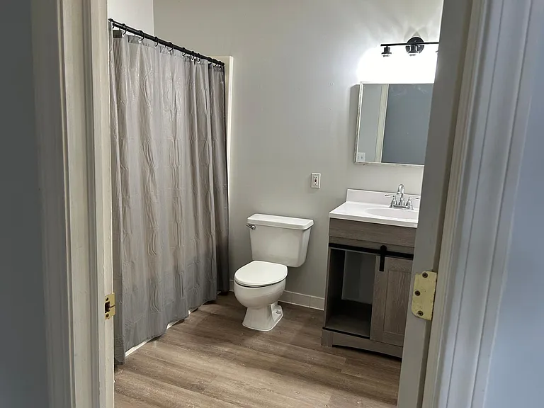 1127 S Lake Dr #208 — Photo 24