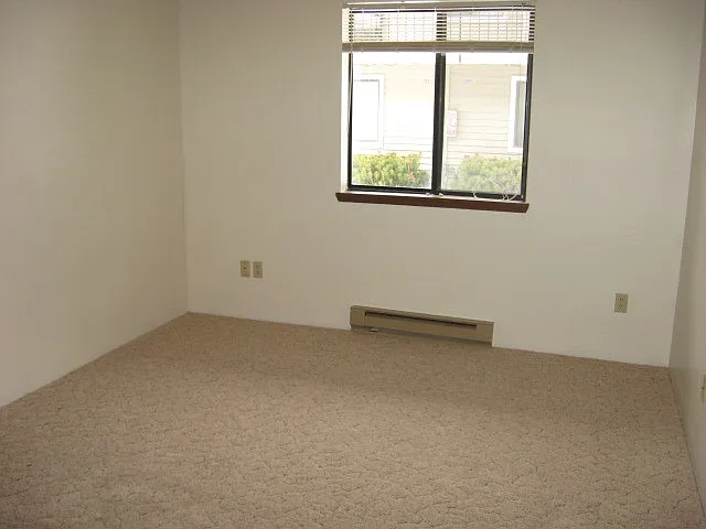 8506 N Mayfair St #24 — Photo 6