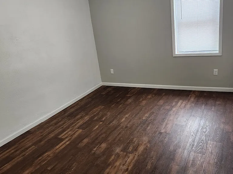 219 E Center St #A — Photo 10