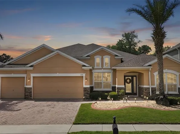 979 Counts Crest Cir, Apopka, FL 32712