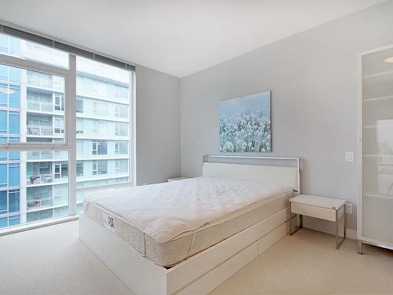 5900 Alderbridge Way #1206 — Photo 20