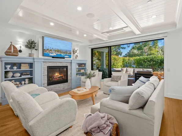 872 C Ave, Coronado, CA 92118