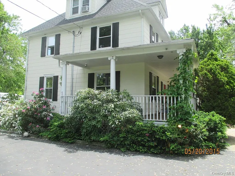 234 Manor Blvd — Photo 2