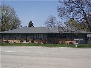 1st image of 1495 Temple Cir