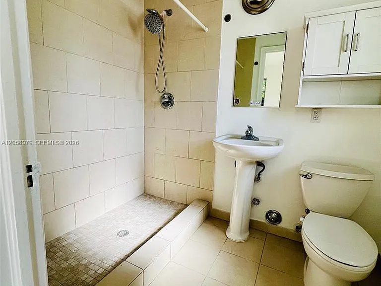 2830 Pine Tree Dr #1 — Photo 13