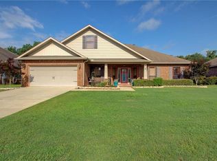 8340 Woodside Ln, Grand Bay, AL 36541