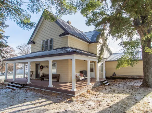 241 Gillis Ave S, Browerville, MN 56438