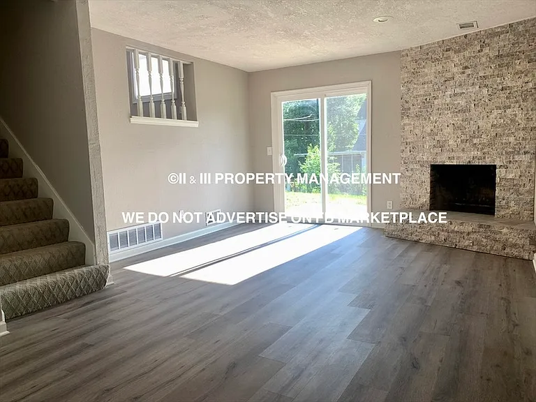6102 Newton St — Photo 10