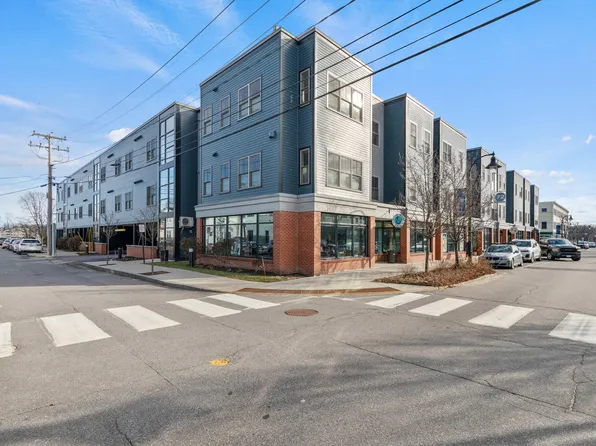 72 Ocean St 310, South Portland, ME 04106