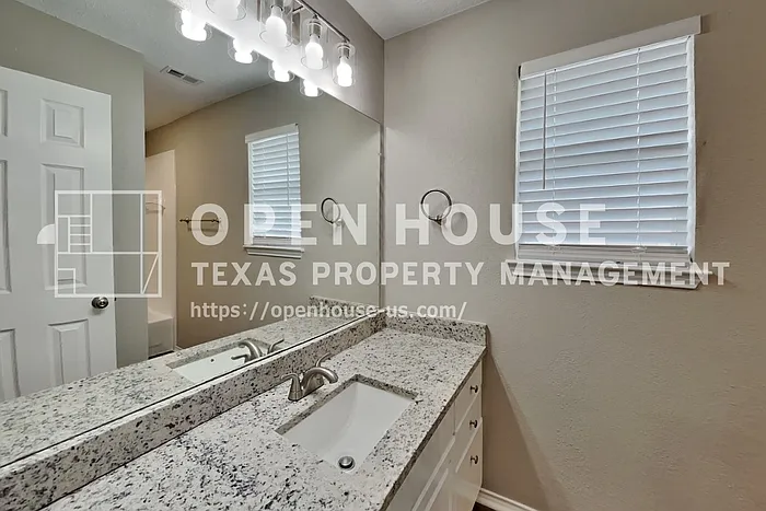 5004 Lodgepole Ln — Photo 16