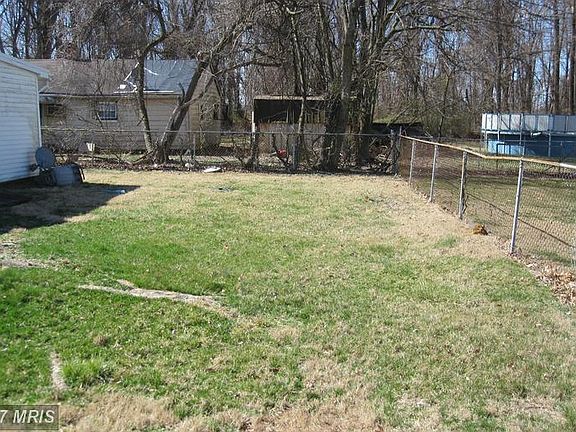 3rd image of 3510 Forest Hill Rd