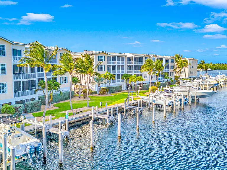 Gulfview Dr — Photo 24