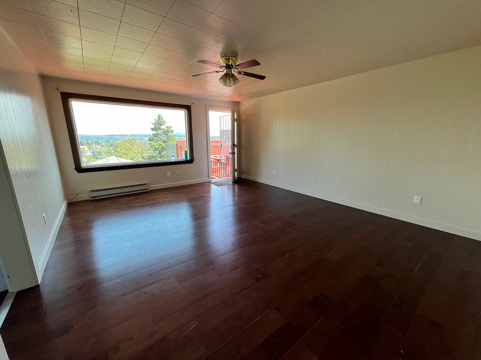 3 bed, 1500 sqft, $3,200 — Photo 4