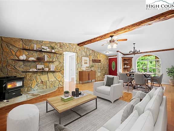 5th image of 167 Wagon Wheel Lane