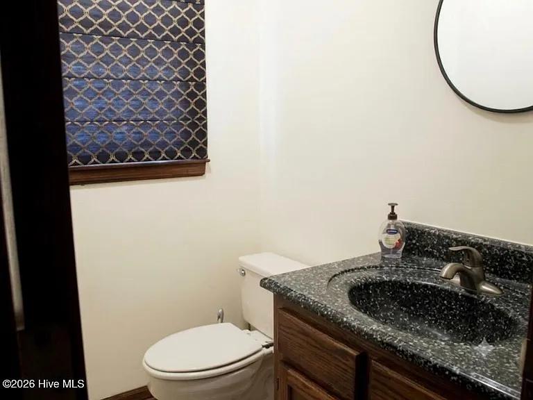 2705 One Iron St — Photo 7