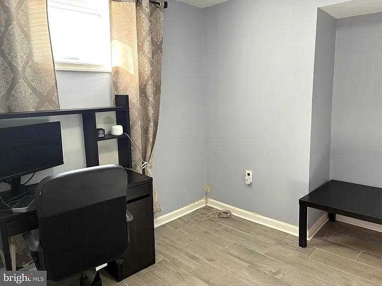 5112 Hollywood Rd — Photo 23