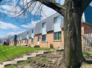 5221 43rd Ave, Kenosha, WI 53144