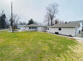 9738 Glenwood Ave, Lake City, PA 16423