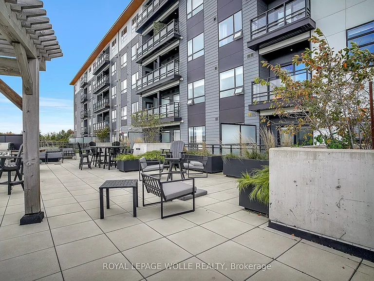 255 Northfield Dr E #302 — Photo 43