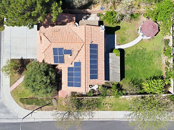 3rd image of 1147 Garnet Ave