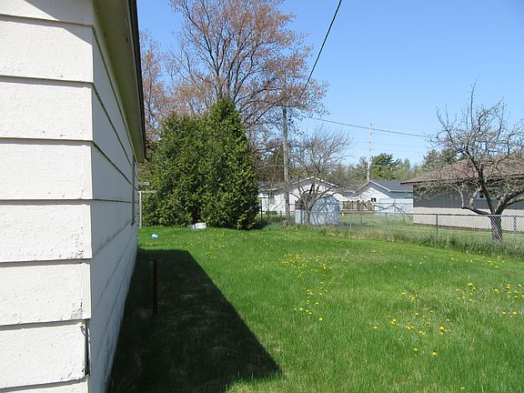 5th image of 135 N 4th St