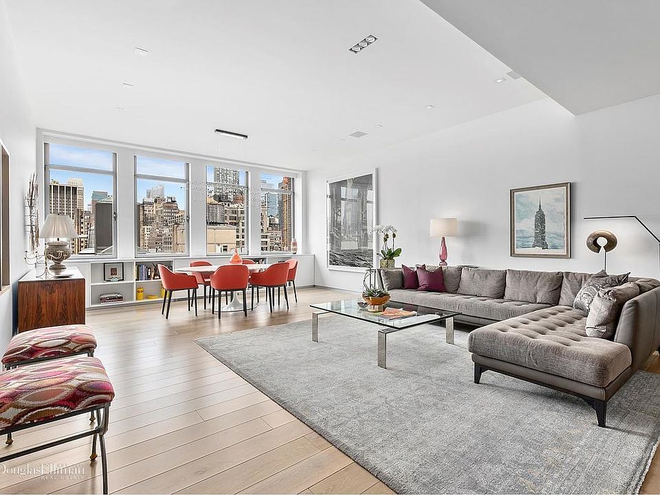 1st image of 252 7th Ave APT 16G