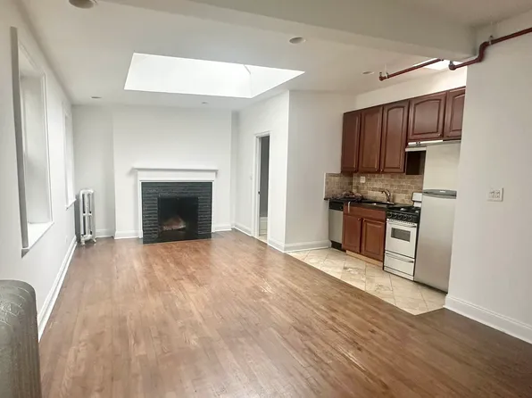 20 Commerce Street image 1 of 10