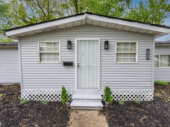 15641 Pickford St, Detroit, MI 48235