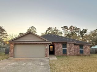 130 Jordan Rd, Rose Hill Acres, TX 77657
