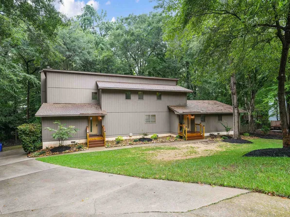 208 Fernbrook Cir, Spartanburg, SC 29307